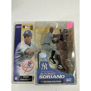 2003 Mcfarlane MLB Yankees Alfonso Soriano Series 5 Unopened Figure,MISP (B105)